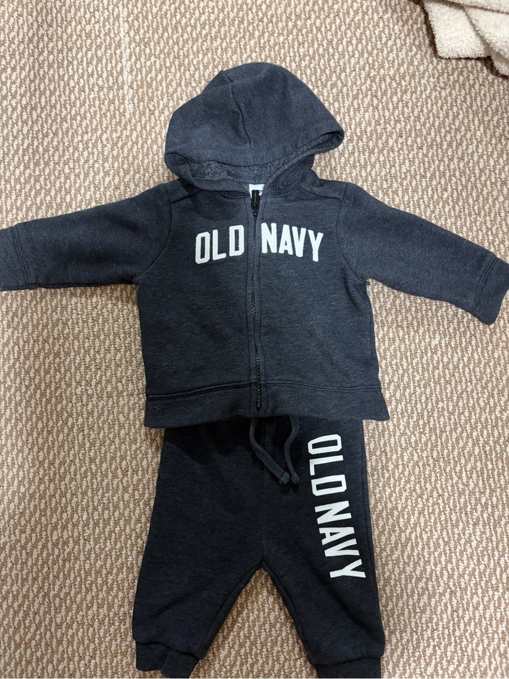 Old Navy Navy size 3-6M Hoodie & Jogger Set